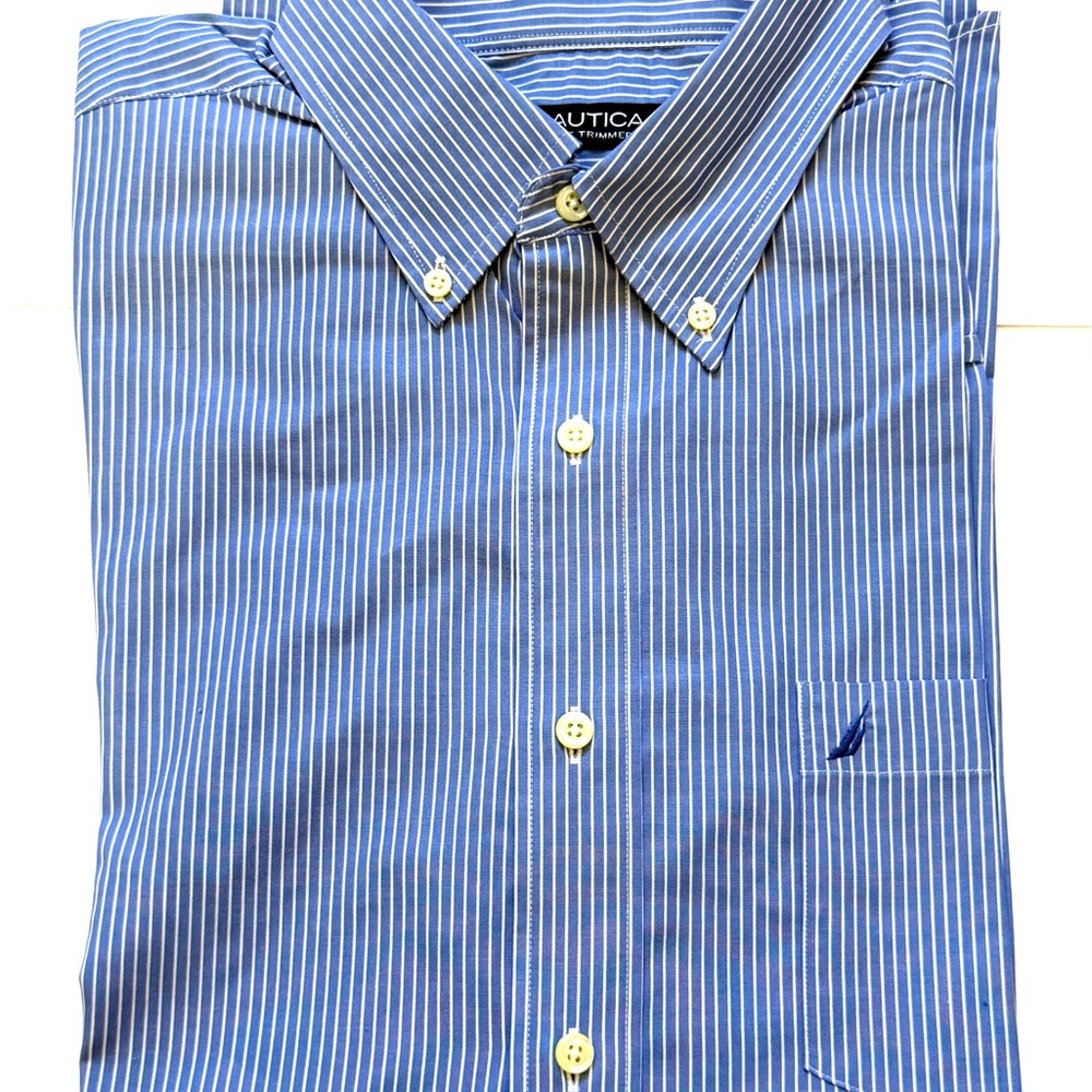Nautica Men's Blue Striped Shirt